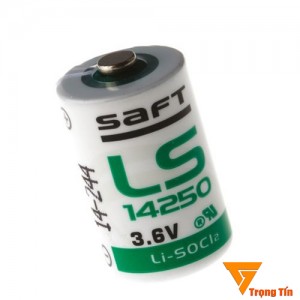Máy sạc pin Energizer CHVCM4 kèm 2 pin AA