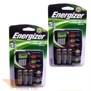 Máy sạc pin Energizer tự ngắt kèm 4 pin 2000mah CHVCM4