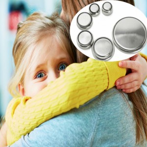 Pin cúc áo và sự nguy hiểm khi nuốt phải