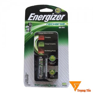 Máy sạc pin Energizer tự ngắt kèm 2 pin sạc aaa 700mah bộ sạc CHPC 3